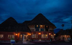 Ingagi Park View Lodge